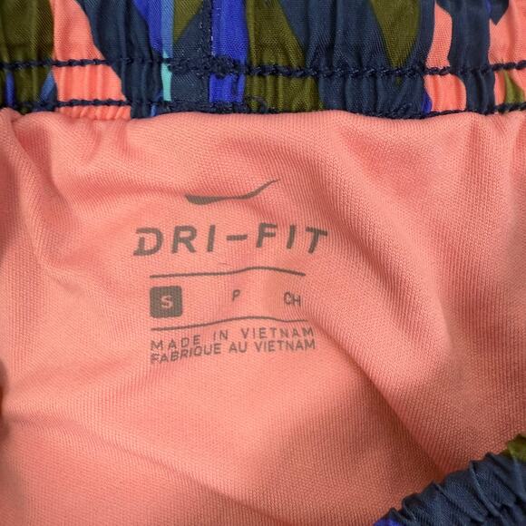 Nike Dri-FIT Girls Running Shorts S 8/10 - Picture 3 of 3